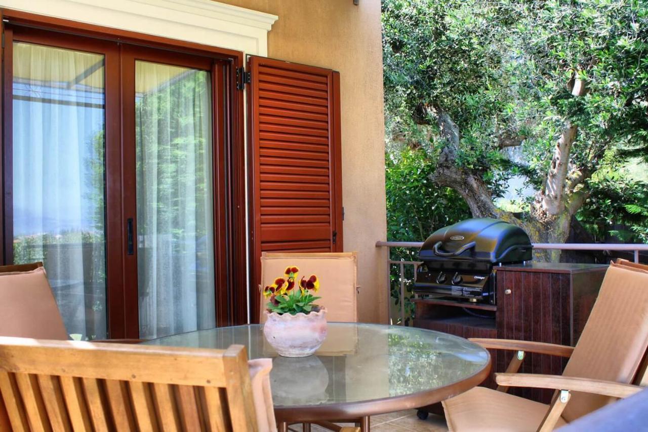 Traditional Villa Mandola Livathos  外观 照片