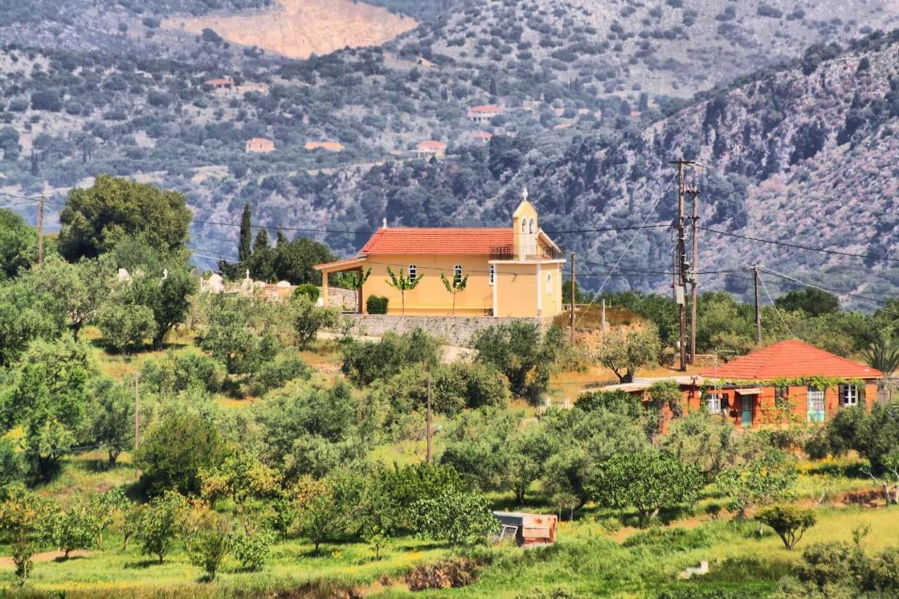 Traditional Villa Mandola Livathos  外观 照片