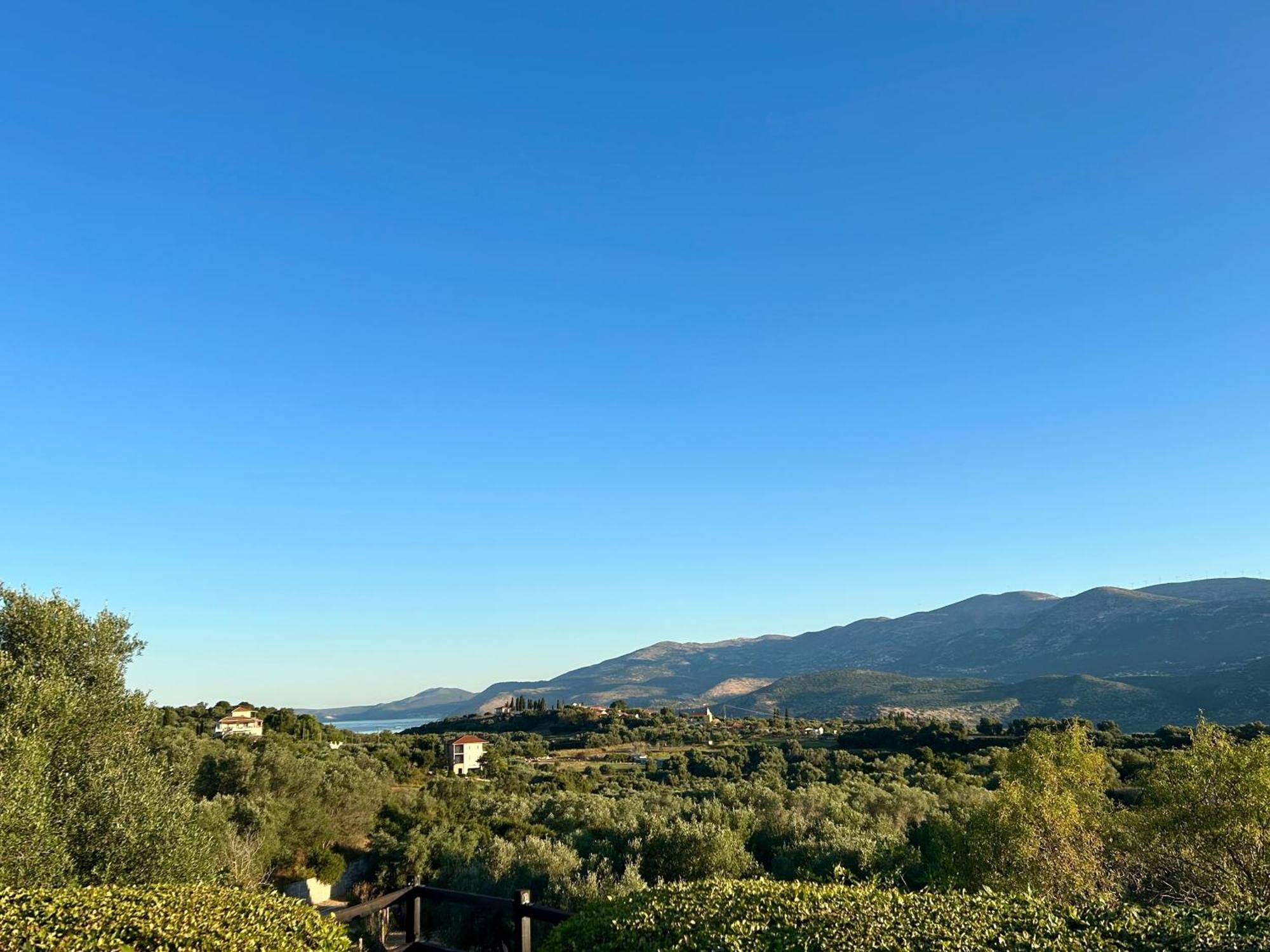 Traditional Villa Mandola Livathos  外观 照片